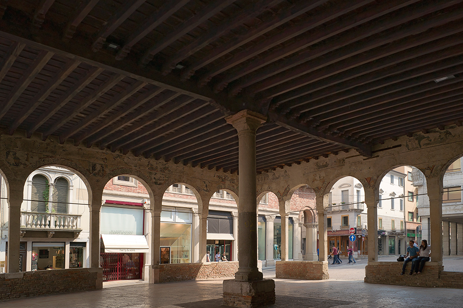 Loggia dei Cavalieri - About Treviso B&B Le Tre Corti